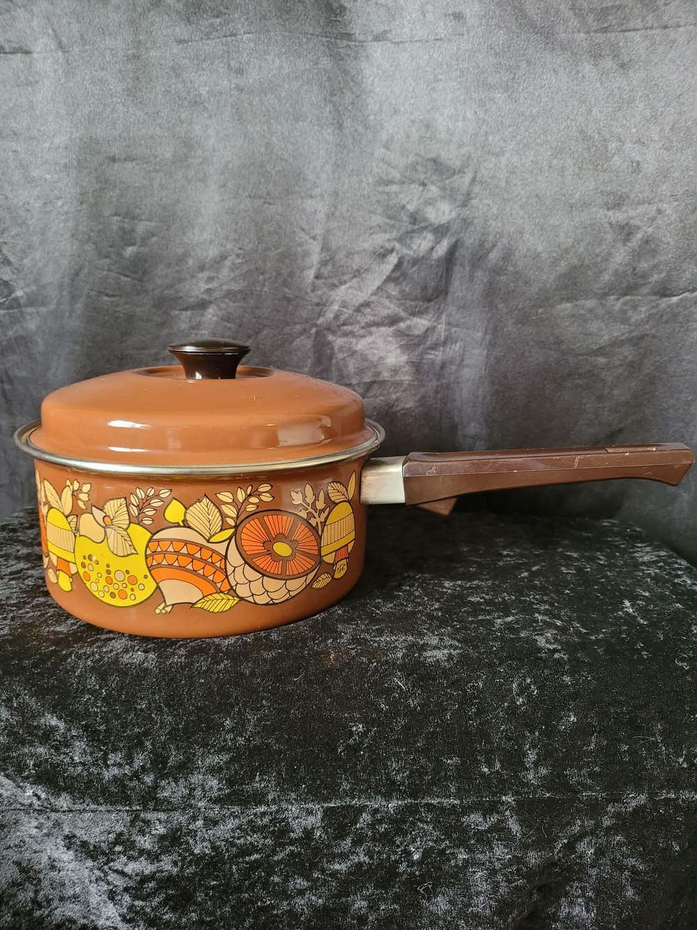 Vintage Sears Mushroom Motif Enamel Saucepan with Lid - Brown